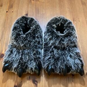 Monster Slippers Large/Xtra Large